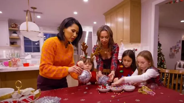 Maeve Houndstooth Fuzzy Cropped Sweater in Orange worn by Vicky Nguyen as seen in Today on December 21, 2023