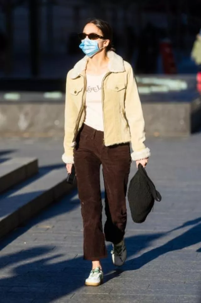 Prada Symbole Sunglasses worn by Olivia Rodrigo in NYC on December 21, 2023
