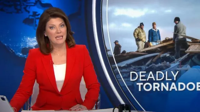 Alexander McQueen Single-Breasted Crepe Blazer worn by Norah O'Donnell as seen in CBS Evening News on December 12, 2023