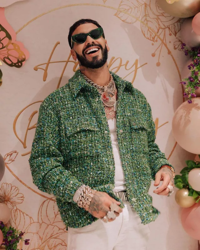 Amiri Green Speckled Boucle Overshirt worn by Anuel AA on the Instagram account @anuel