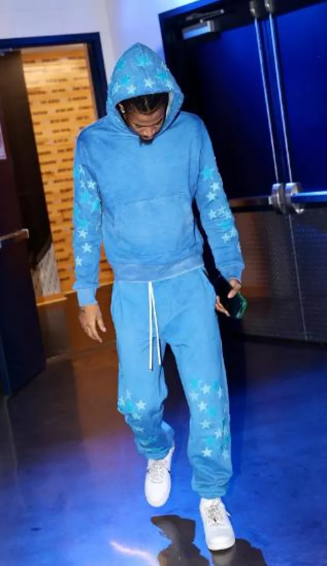 Pantalon de survêtement Amiri Faded Blue Star Patch porté par Temetrius Morant sur le compte Instagram @jamorant