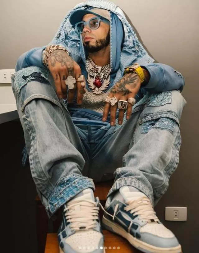 Amiri Light Blue 'Classic Logo' Square Sunglasses worn by Anuel AA on the Instagram account @anuel