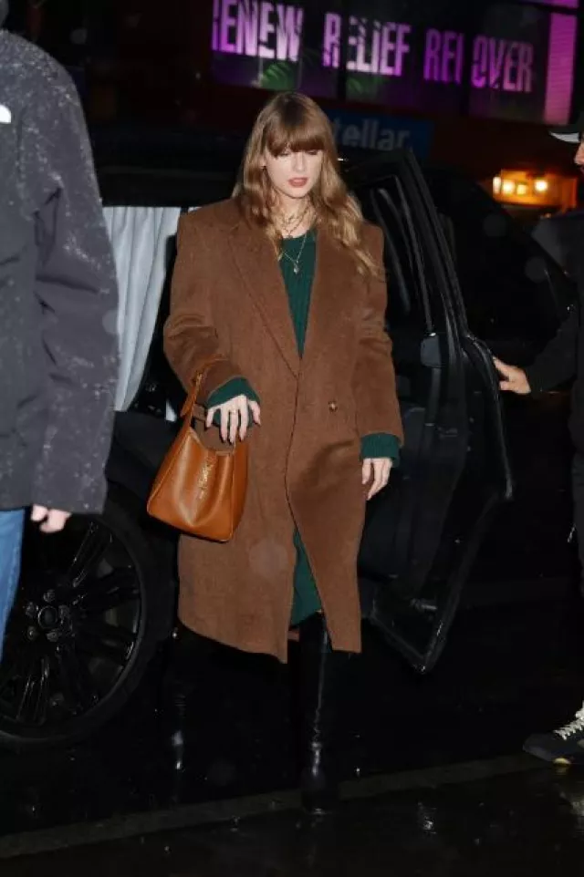 Bottes Gucci demi-mors portées par Taylor Swift à New York le 9 janvier 2023