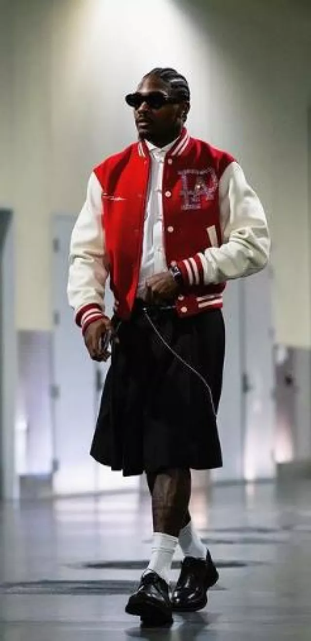 Short plissé camouflage Damier noir Louis Vuitton porté par Stefon Diggs sur le compte Instagram @stefondiggs