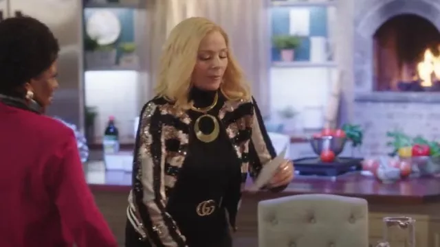 Gucci Wide Belt with Pearl Dou­ble G worn by Margaret Monreaux (Kim Cattrall) as seen in Filthy Rich (S01E05)