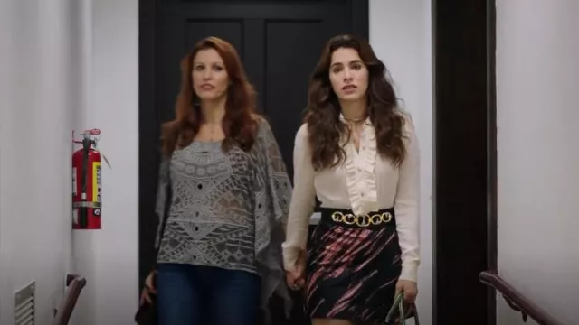 Minifalda Asos Bias usada por Ginger Sweet (Melia Kreiling) como se ve en Filthy Rich (T01E05)