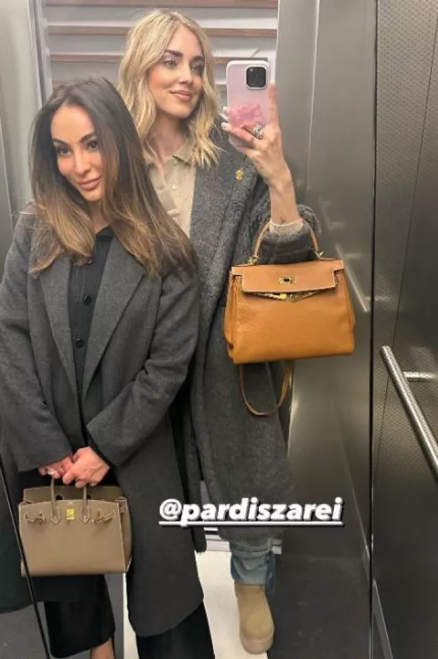 Hermès Birkin 30 Bag Gold Togo worn by Chiara Ferragni on her Instagram Story on January 18, 2024