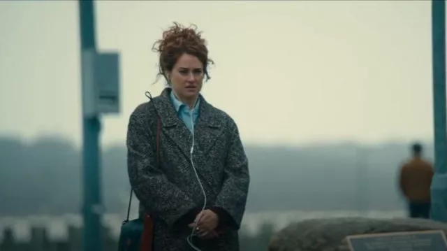No. 6 Warren Oversized Removeable Fur Collar Herrinbone Coat worn by Gia (Shailene Woodley) as seen in Three Women (S01E09)