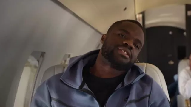 Veste à capuche Nike portée par Frances Tiafoe dans Break Point (S02E03)