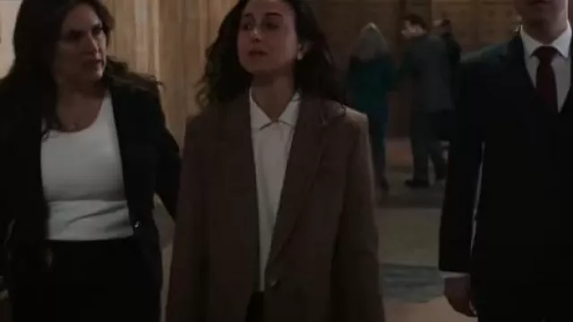 Smythe Lapel Blaz­er as seen in Law & Order: Special Victims Unit (S25E02)