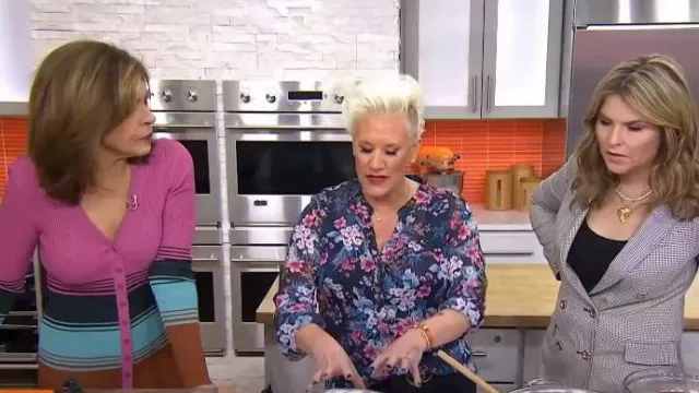 Kut from the Kloth Jasmine Chiffon Button-Up Shirt worn by Anne Burrell as seen in Today  with Hoda & Jenna on January 26, 2024