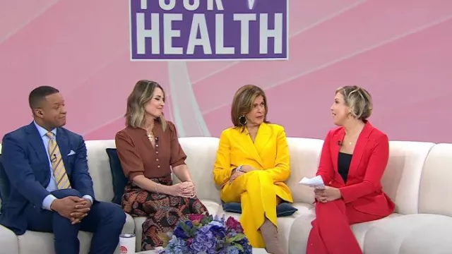 Lafayette 148 NY Gates Wool & Silk Crepe Flared Pants worn by Hoda Kotb as seen in Today on January 30, 2024