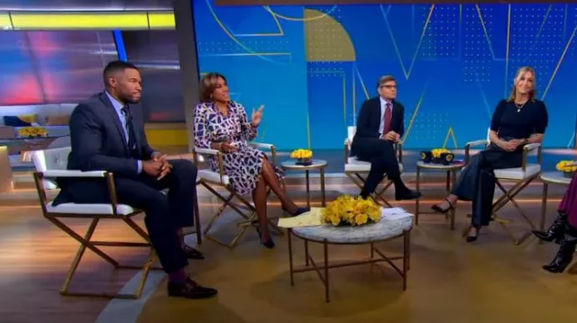 Vestido camisero Midi de Busayo Collective usado por Robin Roberts visto en Good Morning America el 30 de enero de 2024