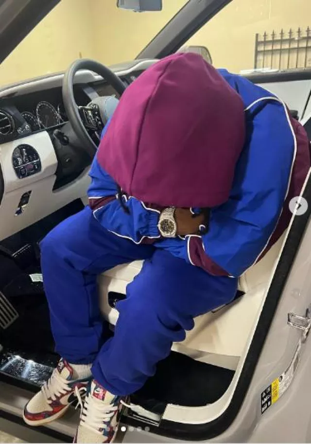 dunk abstract art stockx