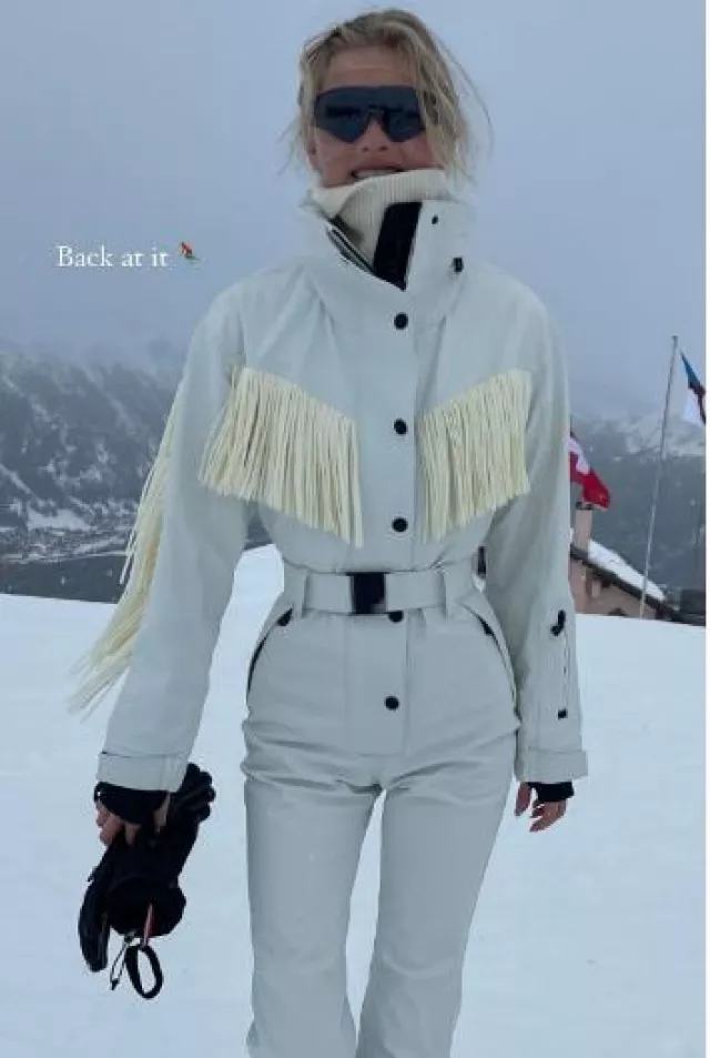 Moncler Grenoble Padded Gloves worn by Elsa Hosk on her Instagram Story on February 2, 2024