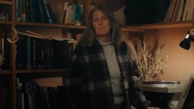 Isabel Marant Etoile Gabriel Manteau porté par Rose Aguineau (Fiona Shaw) dans True Detective (S04E02)