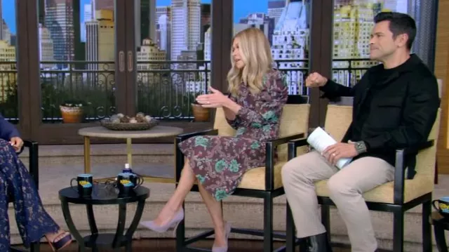 Isabel Marant Robe Calypso à imprimé floral portée par Kelly Ripa vue dans LIVE avec Kelly et Mark le 31 janvier 2024