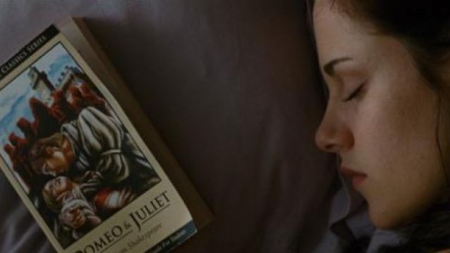 Read rest of Romeo and Juliet by Bella (Kristen Stewart) in Twilight chapter 2 : Temptation | Spotern