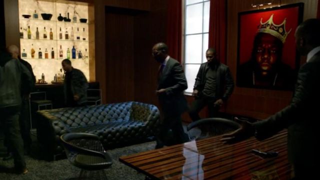The chair Platner in the office of Cornell Stokes / Cottonmouth (Mahershala Ali) in Luke Cage