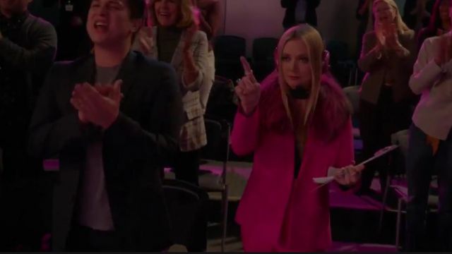 Jacket tailor pink Chanel #3 (Billie Heavy) in Scream Queens. s02e10