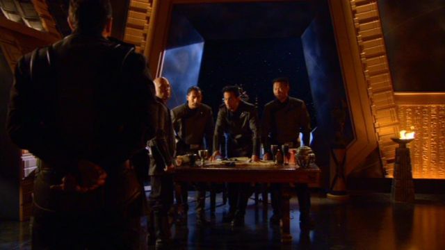 Un authentique verre à pied de Netan dans Stargate SG-1 S10E15