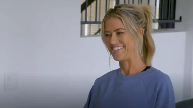 Alo Yoga Dou­ble Take Pullover worn by Christina El Moussa as seen in Christina on the Coast (S04E06)