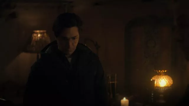 Fjallraven Skogsö Water Resistant Jacket worn by Nathan Bratt (Justin Long) as seen in Goosebumps (S01E10)