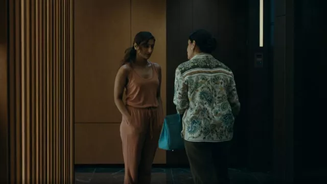 Michael Stars Theo Cropped Jump­suit worn by Hilary Starr (Sarayu Rao) as seen in Expats (S01E04)