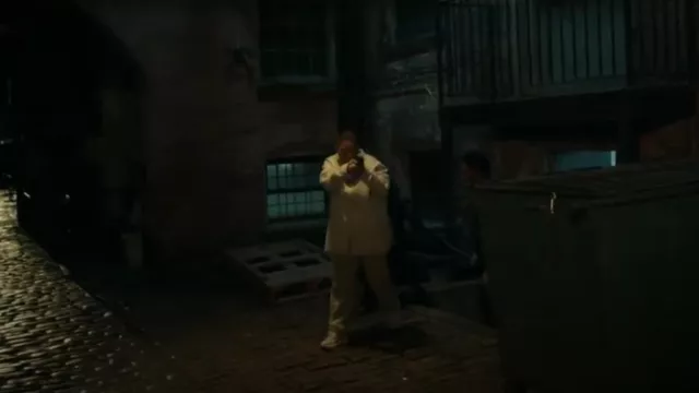 Zapatilla de cordones Sorel Kinetic Breakthru Tech usada por Robyn McCall (Queen Latifah) como se ve en The Equalizer (T04E01)