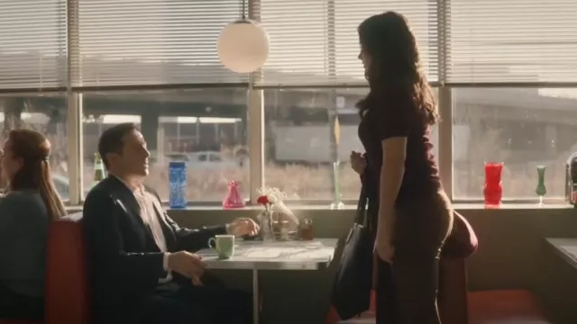 Madewell Trans­port Tote worn by Dr. Sam Griffith (Sophia Bush) as seen in Good Sam (S01E06)