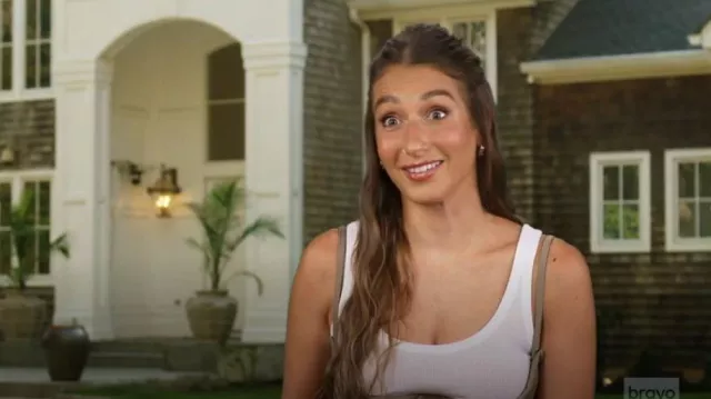 Miaou Kiko Corset worn by Amanda Batula as seen in Summer House (S08E01)