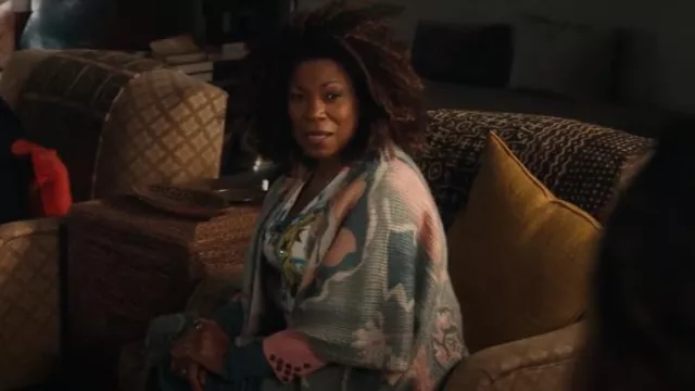 Saachi Tassel Floral Cable Knit Kimono worn by Viola Marsette (Lorraine Toussaint) as seen in The Equalizer (S04E02)