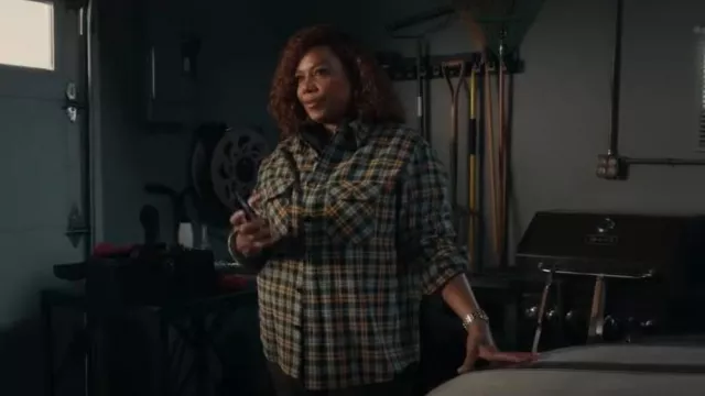 Celine Homme Checked Wool Blend Flannel Shirt worn by Robyn McCall (Queen Latifah) as seen in The Equalizer (S04E02)