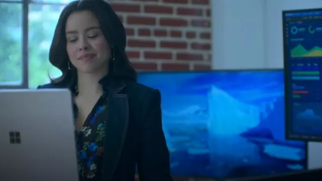 Cinq à Sept Khloe Den­im Blaz­er worn by Mariana Adams Foster (Cierra Ramirez) as seen in Good Trouble (S05E19)