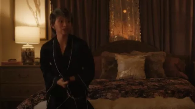 Agent Provocateur Classic Piped-trim Silk-satin Dressing Gown In Black worn by Poppy as seen in FBI: Most Wanted (S05E03)