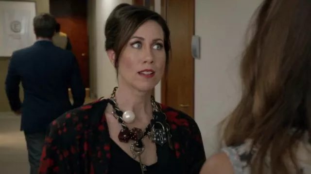 Ming Wang Over­sized Shawl worn by Diana Trout (Miriam Shor) as seen in Younger (S01E04)