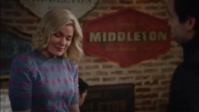 Kate Spade Marker Sweater porté par Stephanie Borden (Kylee Evans) comme on le voit dans Good Witch (S07E10)