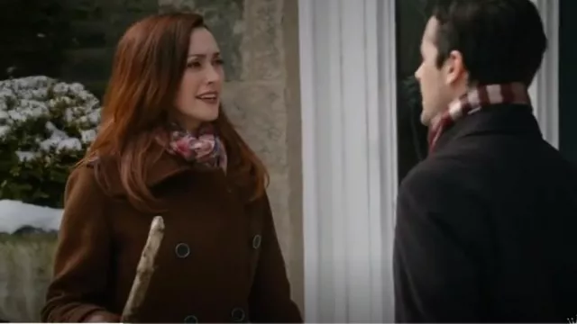 Mackage Elodie Manteau porté par Abigail Pershing (Sarah Power) comme on le voit dans Good Witch (S07E10)