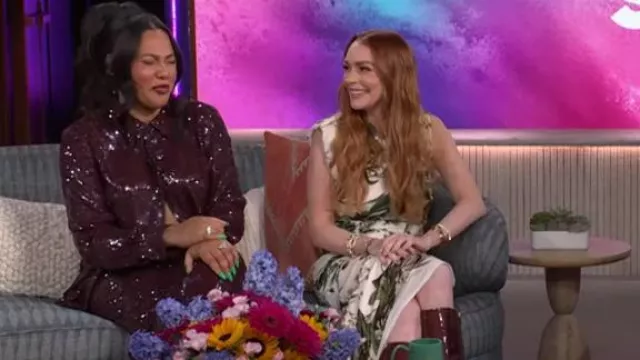Jupe longue en jersey à paillettes portée par Ayesha Curry dans The Kelly Clarkson Show (saison 5)
