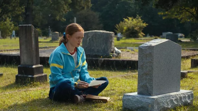 Light blue sweater jacket worn by Max (Sadie Sink) in Stranger Things TV series (Season 4 Episode 4)
