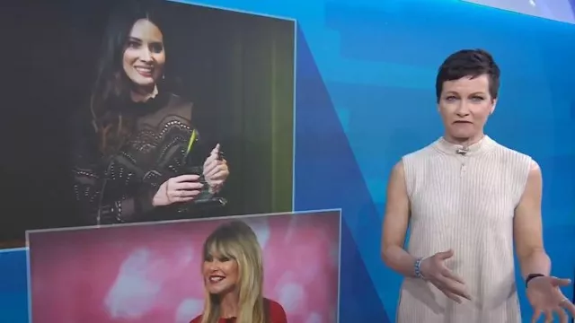 Vince Ribbed Sleeveless Tunic Top in Beige worn by Stephanie Gosk as seen in Today on March 14, 2024
