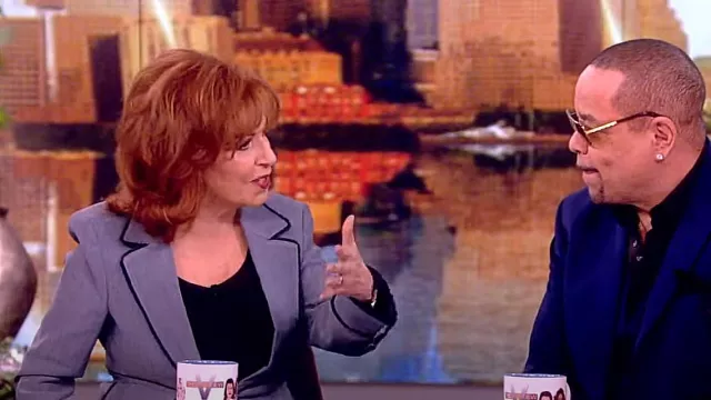 Cinq à Sept Sal­lie Bouclé Trim Blaz­er worn by Joy Behar as seen in The View on March 14, 2024