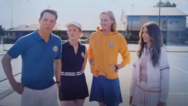 Falda de encaje L'Etoile Sport usada por Amy Delaney (Alison Brie) como se ve en Apples Never Fall (T01E01)