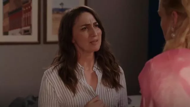 Rails Char­li Shirt worn by Dawn Solano (Sara Bareilles) as seen in Girls5eva (S03E02)