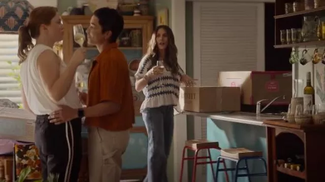 Boteh Hera Tunic Top worn by Amy Delaney (Alison Brie) as seen in Apples Never Fall (S01E04)