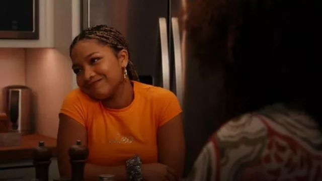Horoscopez Leo Lovers Baby Tee worn by Delilah (Laya DeLeon Hayes) as seen in The Equalizer (S04E04)