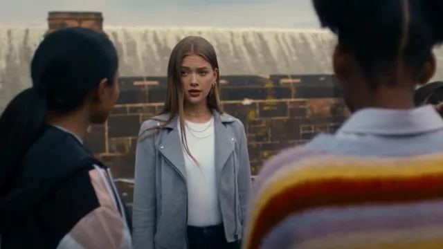 Topshop Picot Trim Tee usado por Olivia (Jessica Alexander) como se ve en Get Even (S01E01)