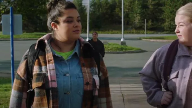 Zara Check Over­shirt worn by Astrid (Jana Morrison) as seen in Astrid & Lilly Save the World (S01E04)