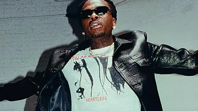Prada Eyewear Black Rectangular Gradient Sunglasses worn by Gunna in Prada Dem (feat. Offset) [Official Video]