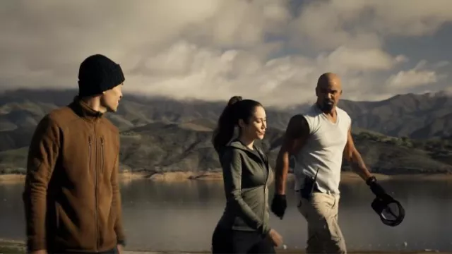 G Star Raw Rovic Pants worn by Sergeant Daniel 'Hondo' Harrelson (Shemar Moore) as seen in S.W.A.T. (S07E06)